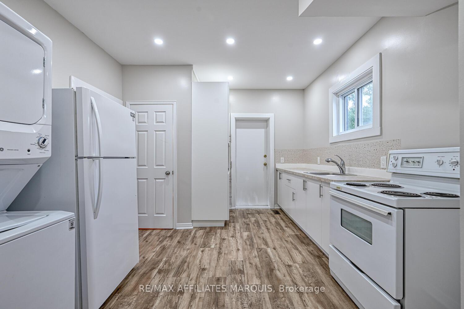 Photo 15 of 8 Winnifred Street N, Smiths Falls — HOMEH