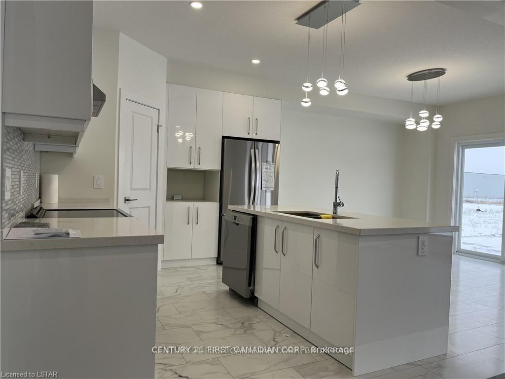 Photo 8 of 11 Triebner Street, South Huron, Exeter — HOMEH