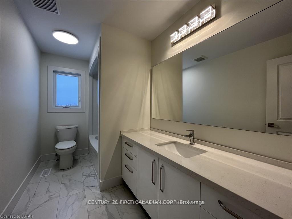 Photo 25 of 11 Triebner Street, South Huron, Exeter — HOMEH