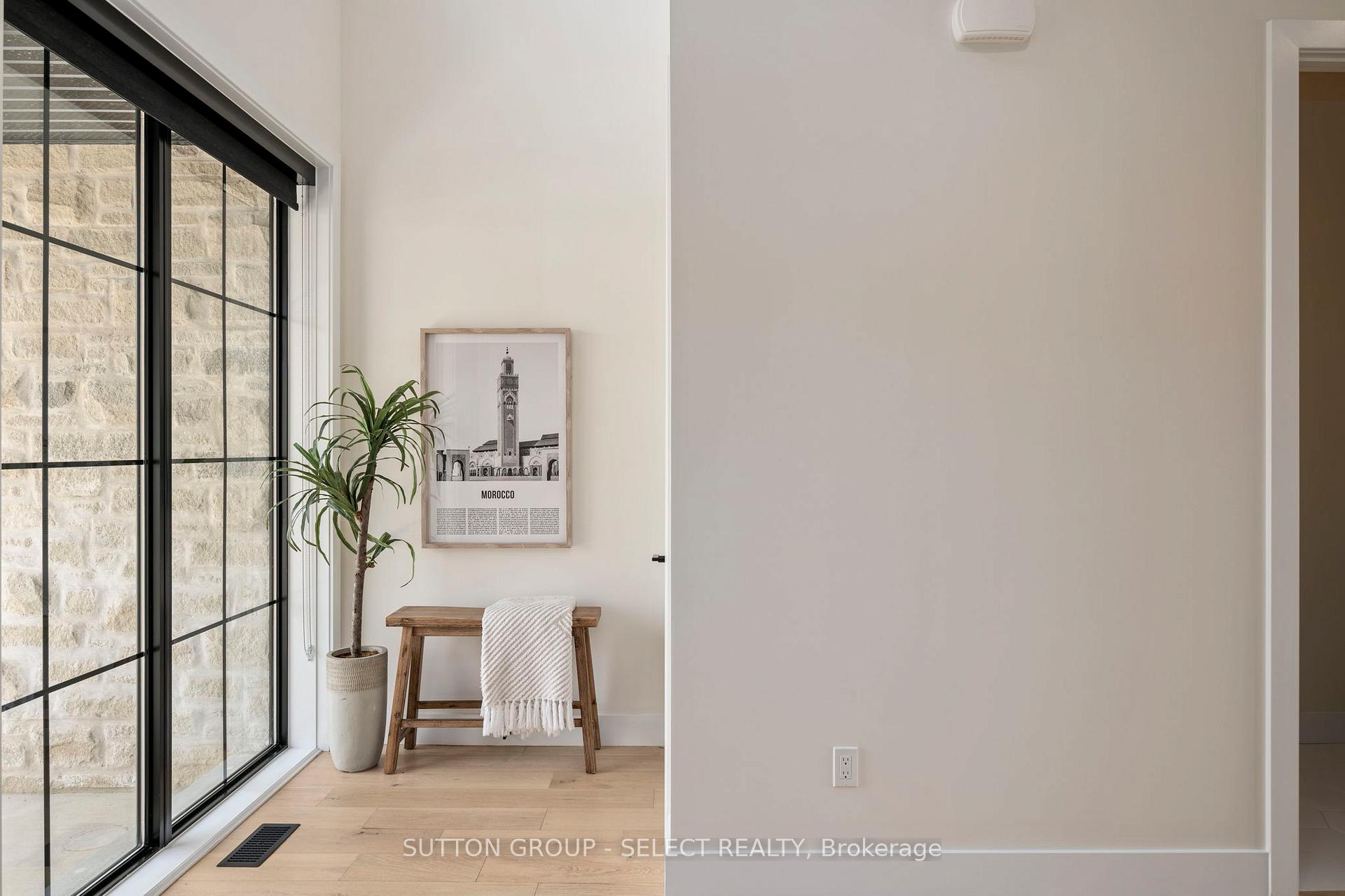 Photo 12 of 40 Royal Crescent, Southwold, Talbotville — HOMEH
