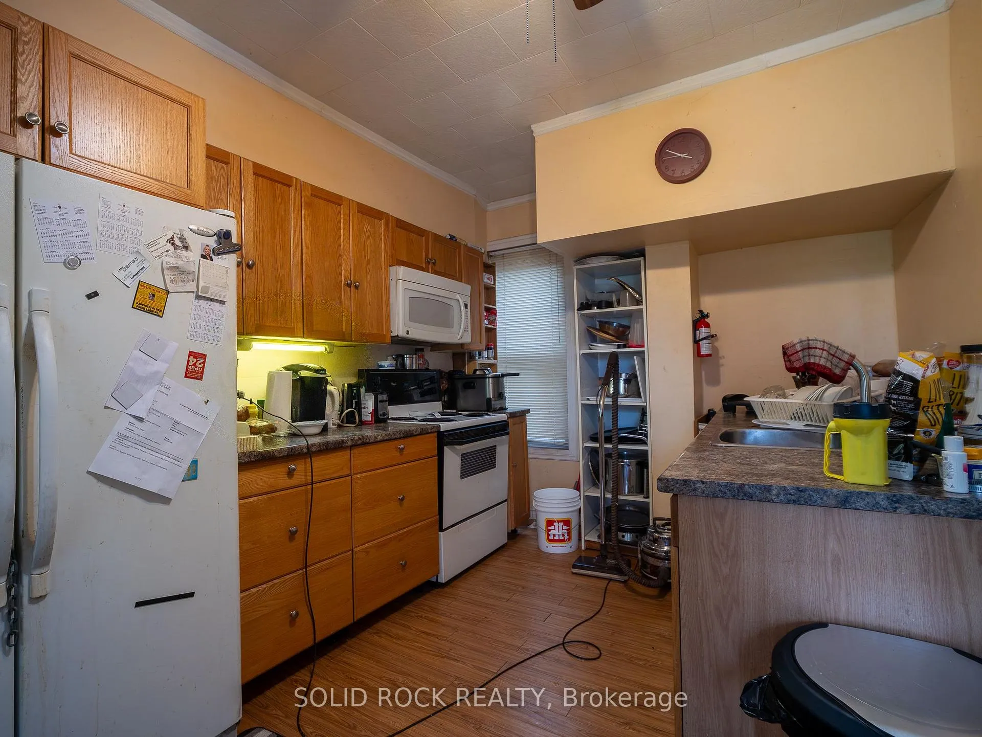 Photo 6 of 98 Elmsley Street N, Smiths Falls — HOMEH