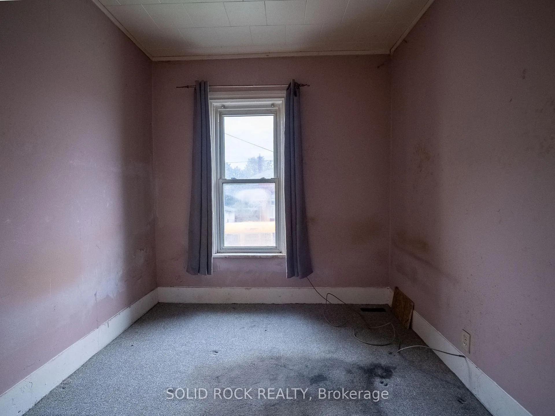 Photo 20 of 98 Elmsley Street N, Smiths Falls — HOMEH