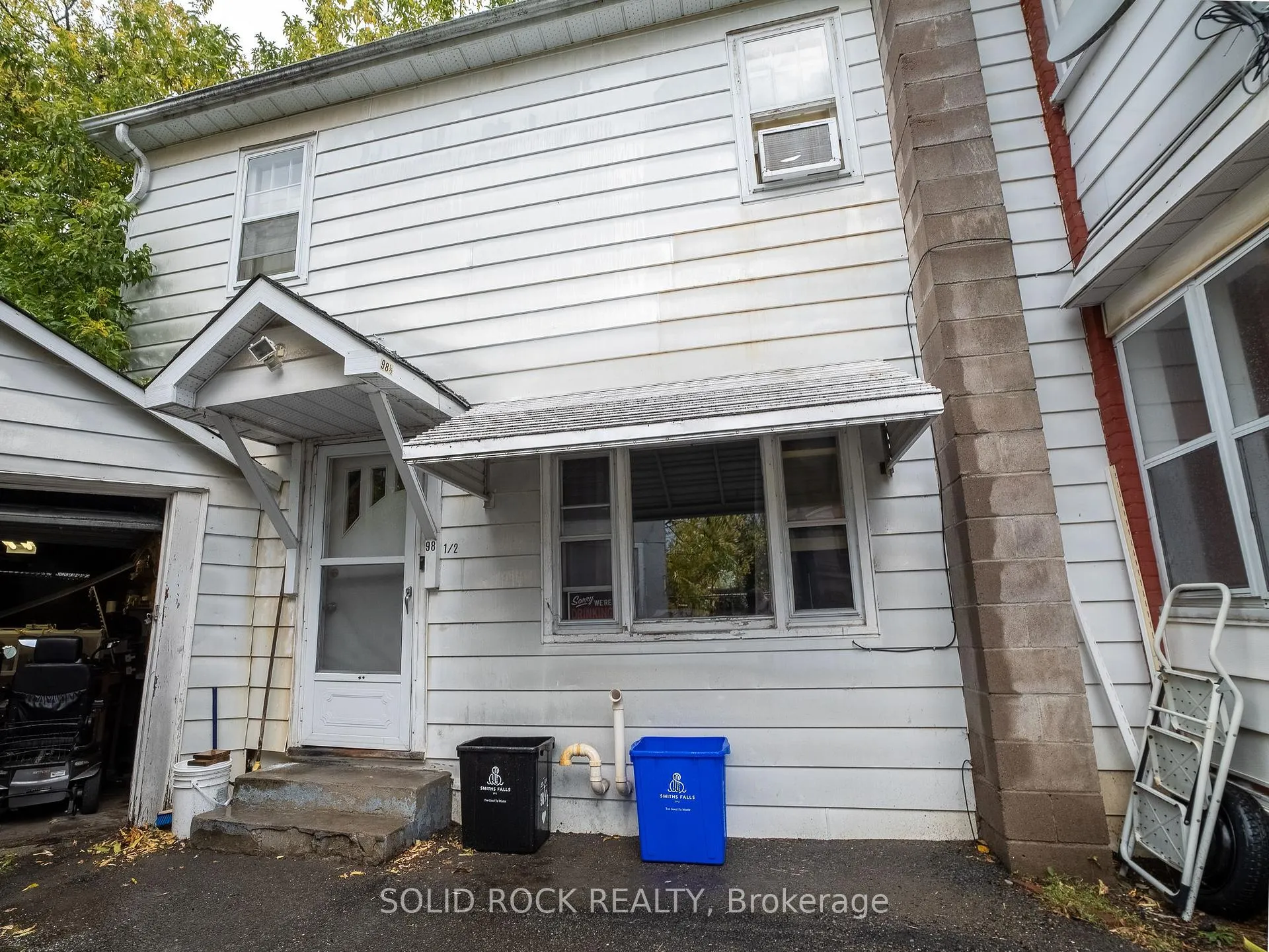 Photo 24 of 98 Elmsley Street N, Smiths Falls — HOMEH