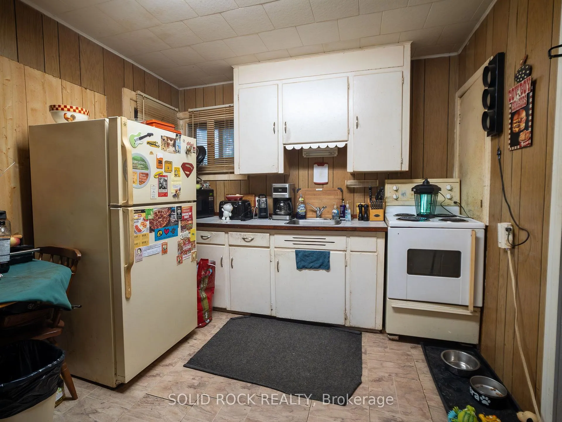 Photo 25 of 98 Elmsley Street N, Smiths Falls — HOMEH