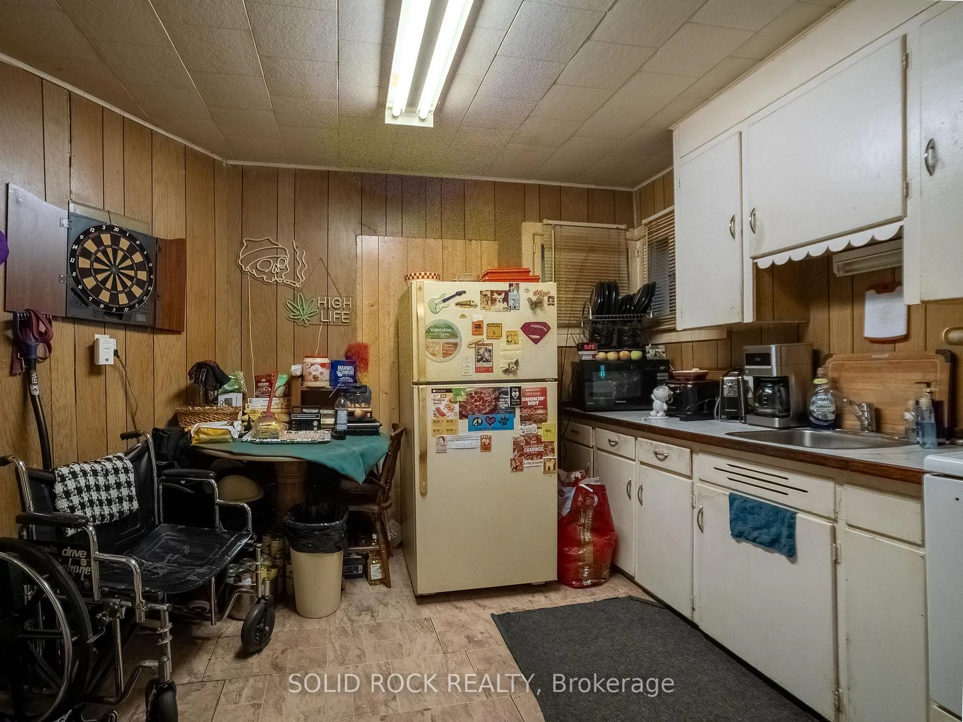 Photo 27 of 98 Elmsley Street N, Smiths Falls — HOMEH