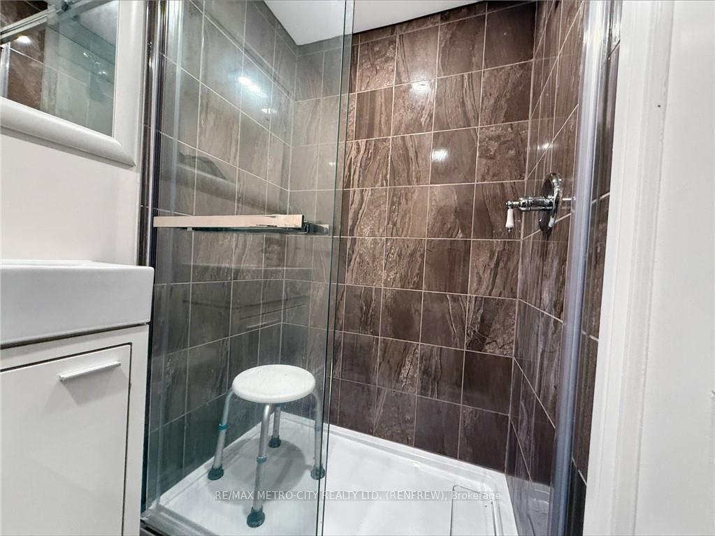 Photo 19 of 101 Queen Street S, Renfrew — HOMEH