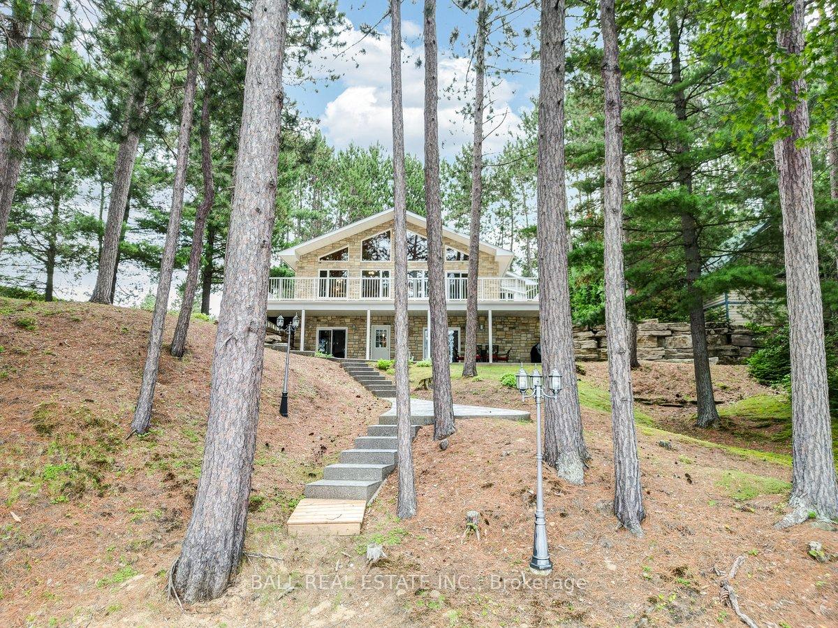 Photo 9 of 1586 North McKenzie Lake Road, South Algonquin — HOMEH