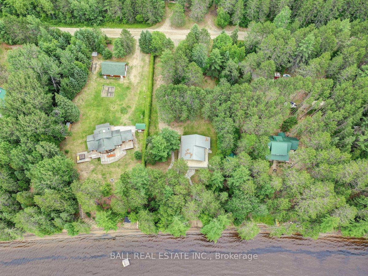 Photo 15 of 1586 North McKenzie Lake Road, South Algonquin — HOMEH