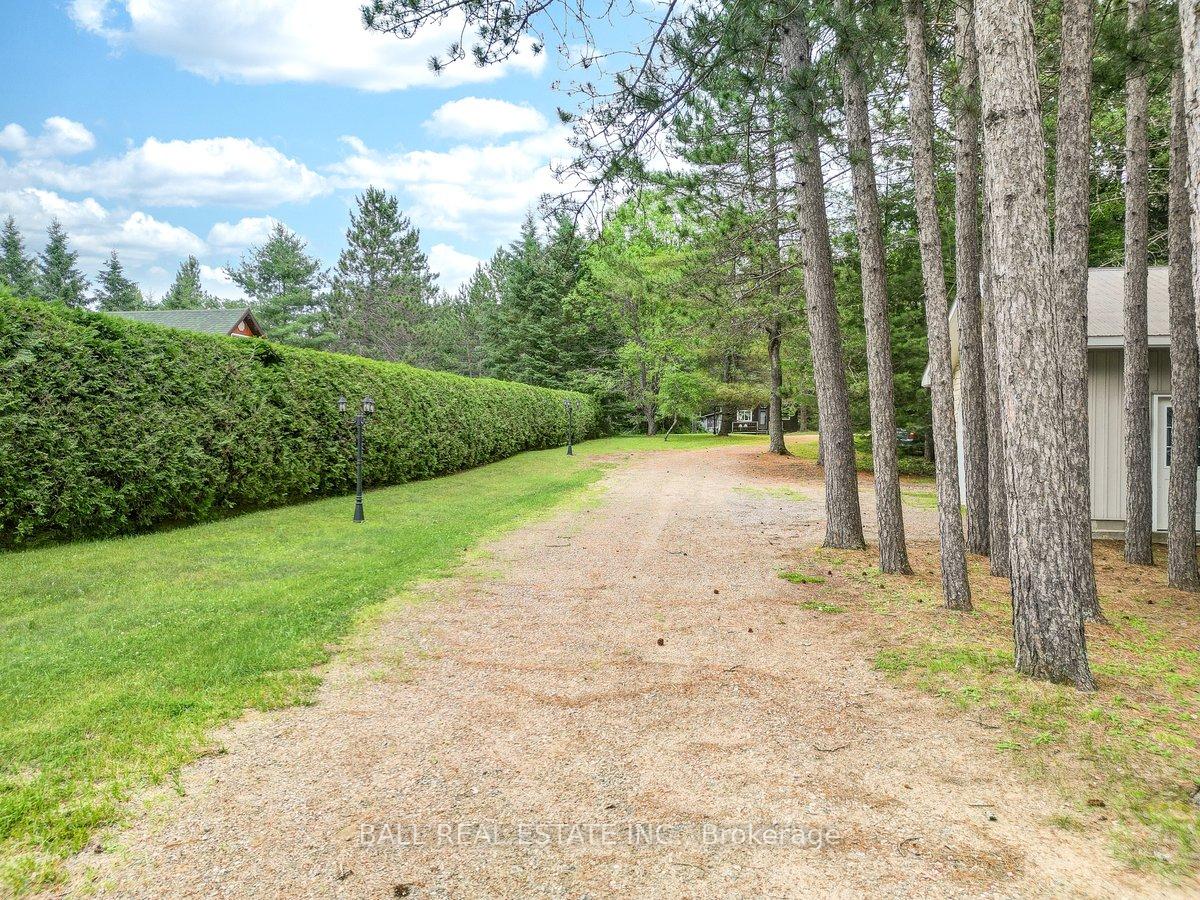 Photo 19 of 1586 North McKenzie Lake Road, South Algonquin — HOMEH