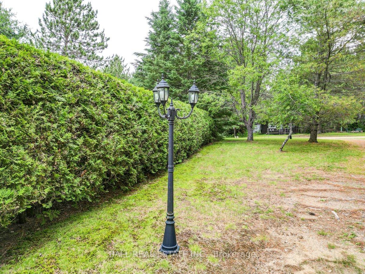 Photo 20 of 1586 North McKenzie Lake Road, South Algonquin — HOMEH