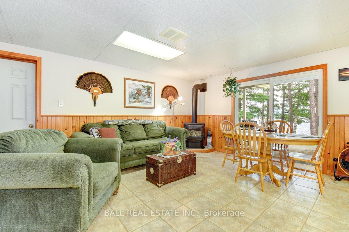 Photo 33 of 1586 North McKenzie Lake Road, South Algonquin — HOMEH