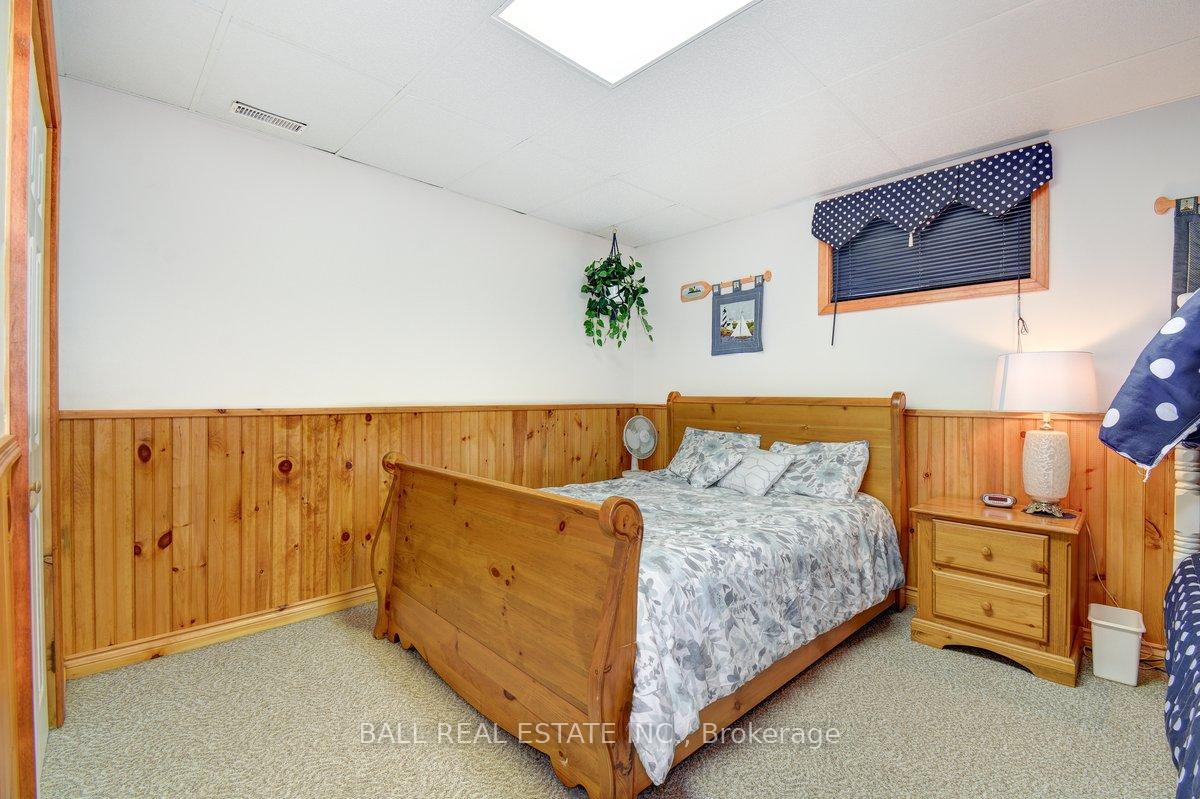 Photo 36 of 1586 North McKenzie Lake Road, South Algonquin — HOMEH