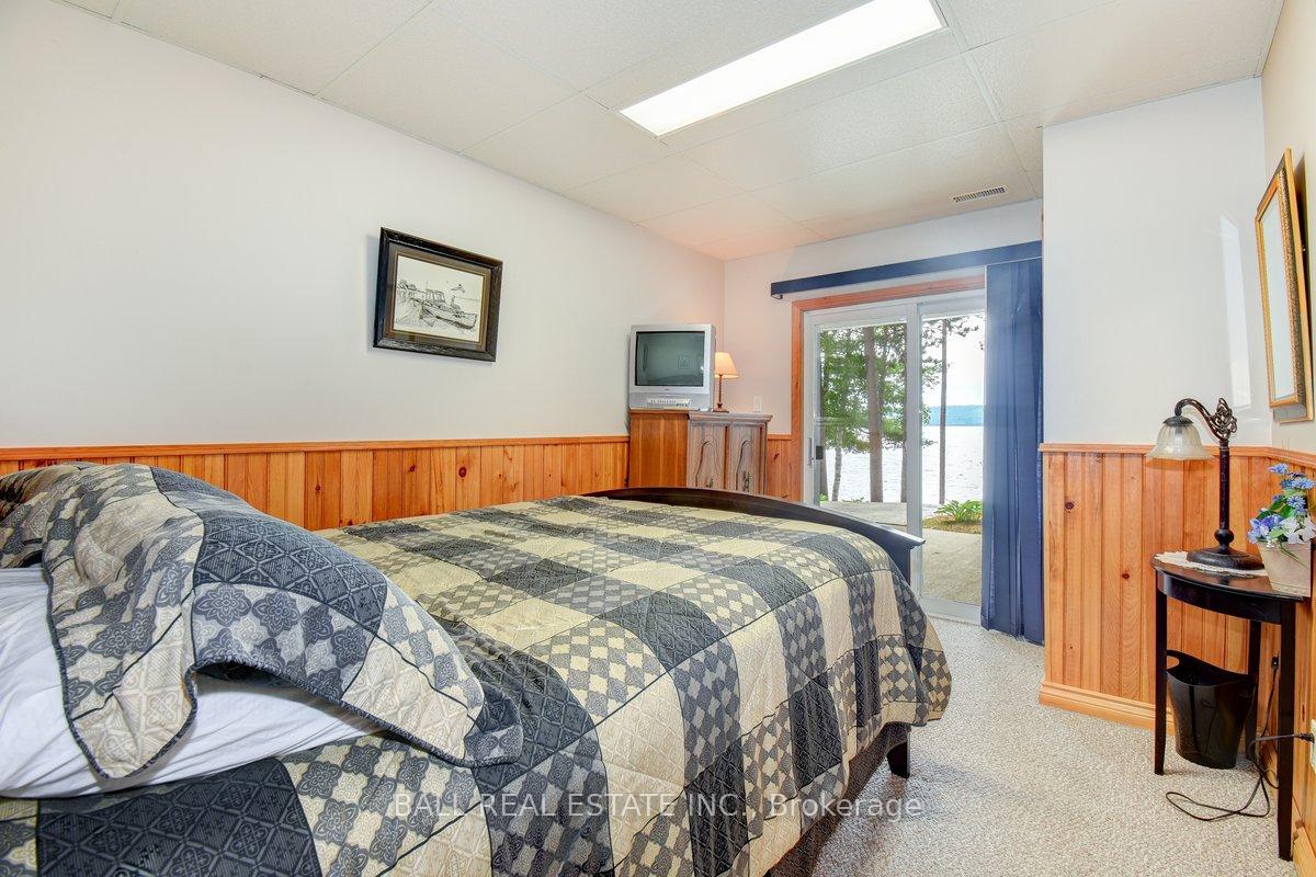 Photo 39 of 1586 North McKenzie Lake Road, South Algonquin — HOMEH