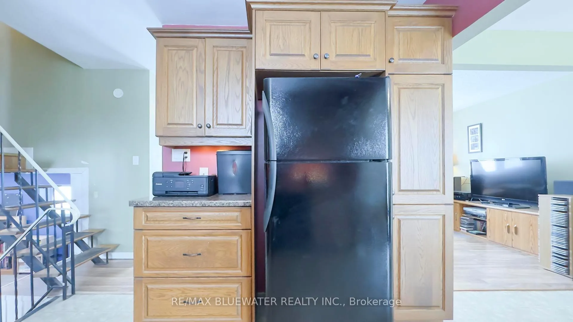 Photo 5 of 40204 Huron Street E, South Huron, Exeter — HOMEH