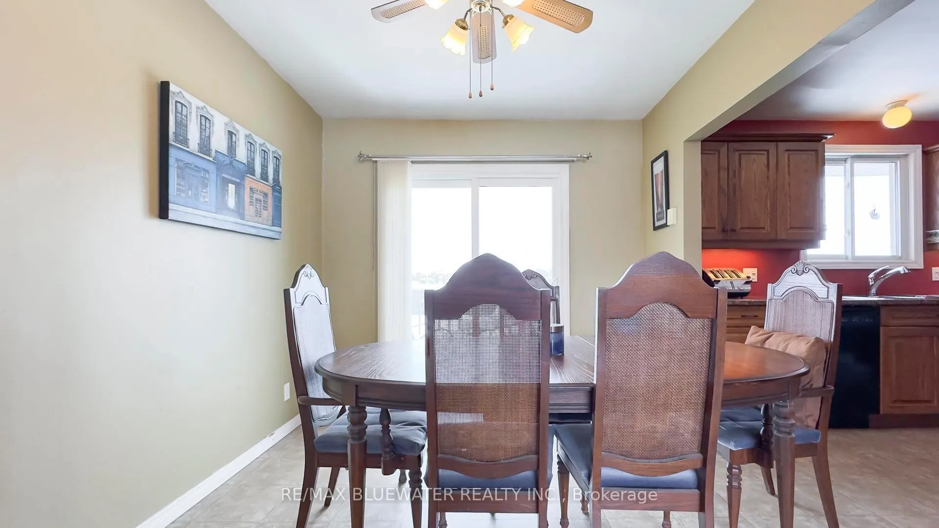 Photo 10 of 40204 Huron Street E, South Huron, Exeter — HOMEH