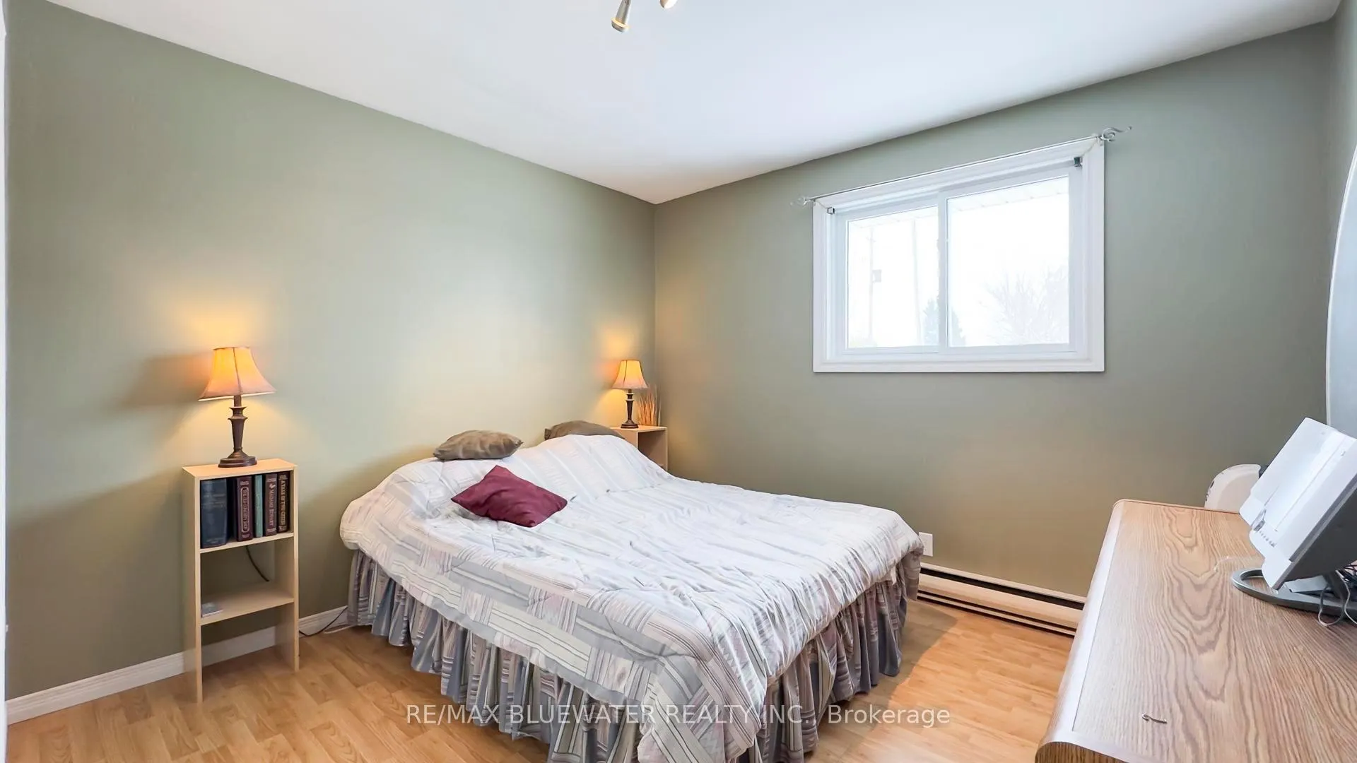 Photo 12 of 40204 Huron Street E, South Huron, Exeter — HOMEH