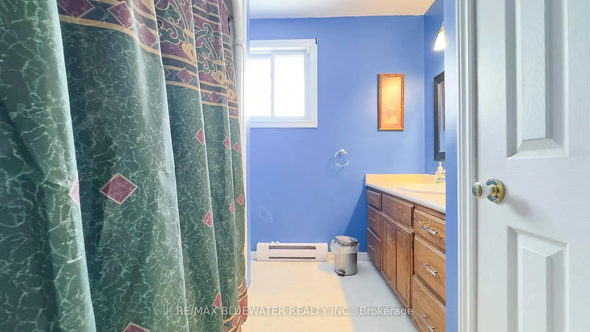 Photo 16 of 40204 Huron Street E, South Huron, Exeter — HOMEH