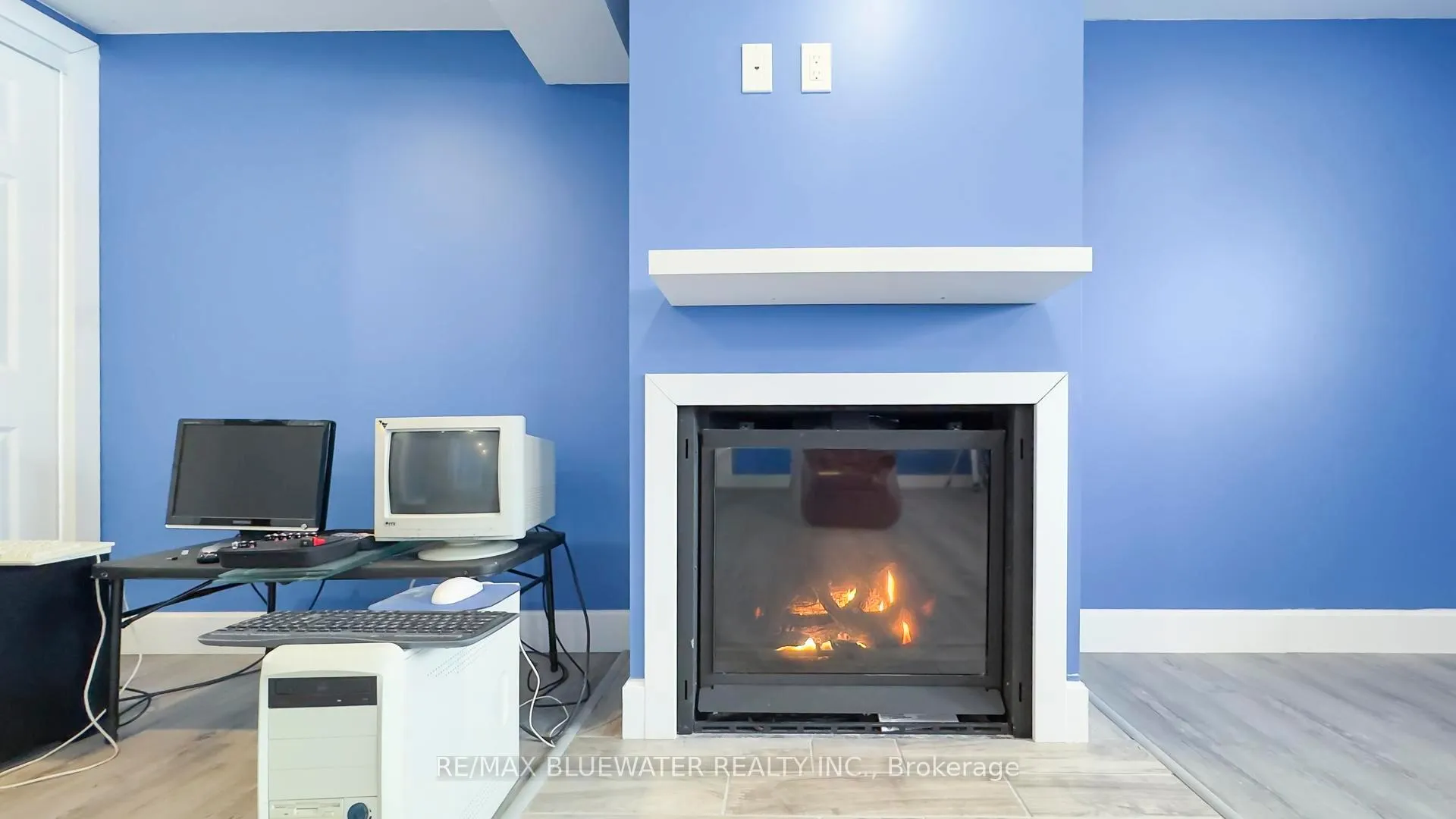 Photo 19 of 40204 Huron Street E, South Huron, Exeter — HOMEH