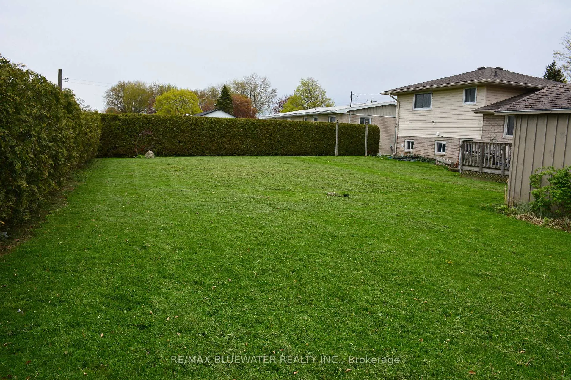 Photo 24 of 40204 Huron Street E, South Huron, Exeter — HOMEH