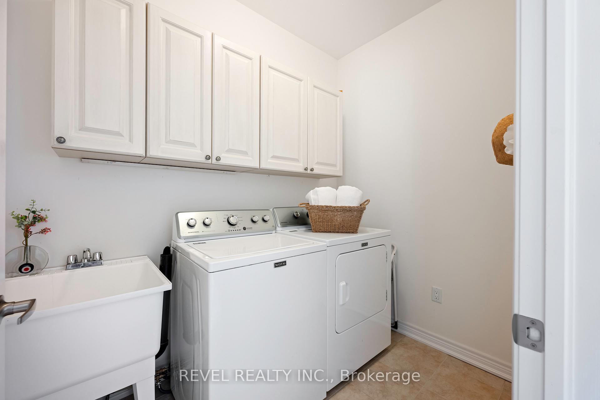 Photo 8 of 544 Brett Street, Shelburne — HOMEH