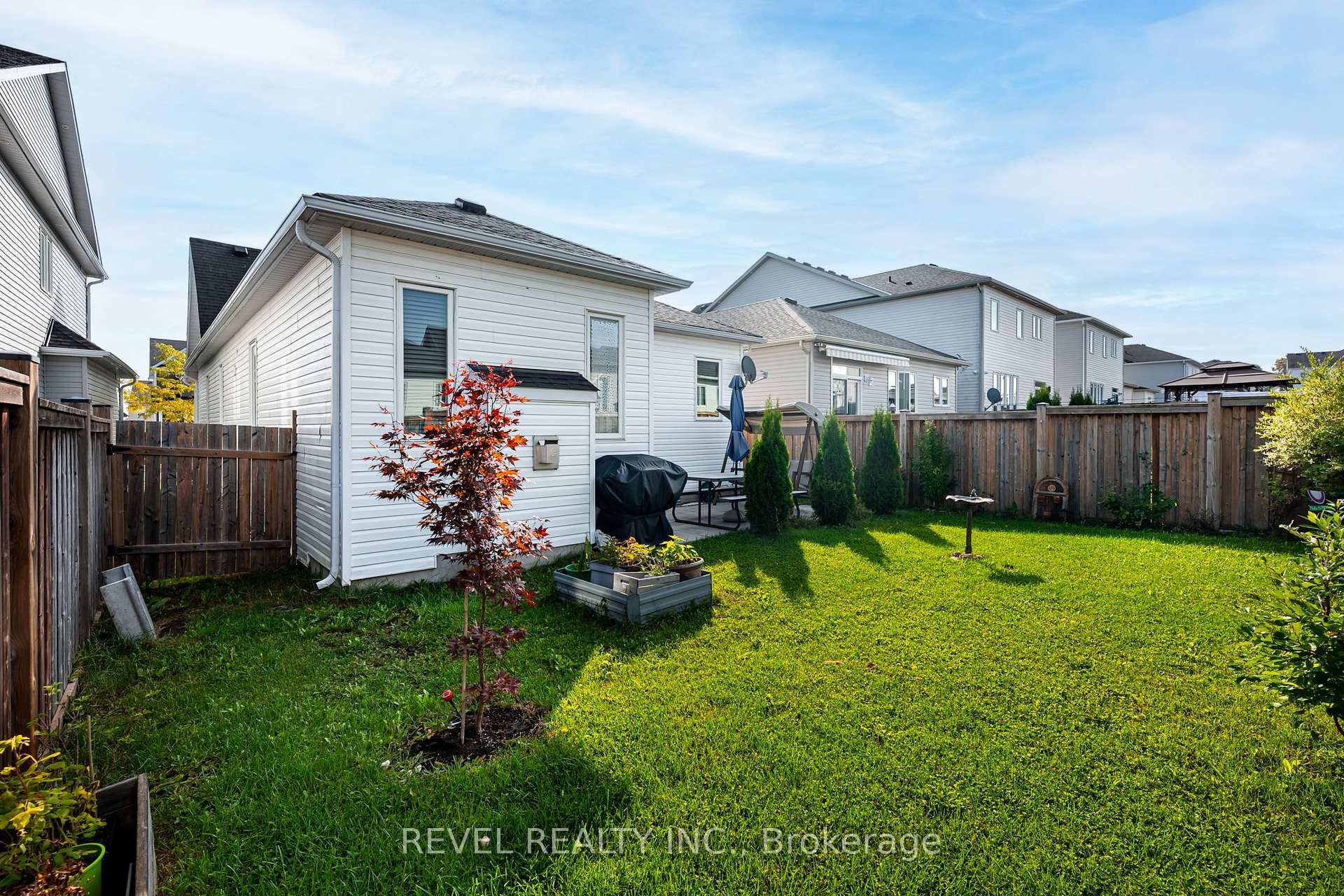 Photo 31 of 544 Brett Street, Shelburne — HOMEH