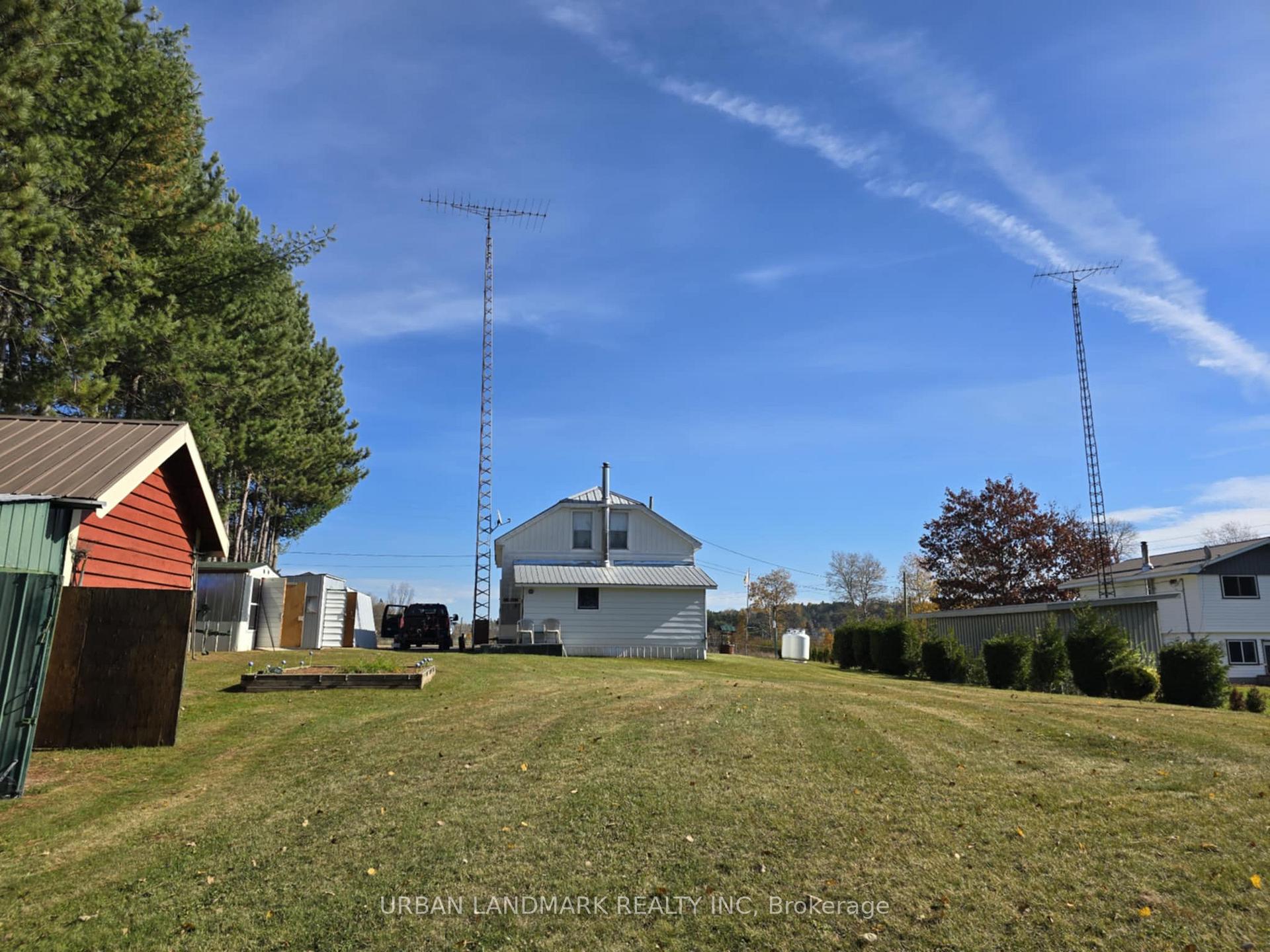 Photo 14 of 21 Galeairy Crescent, South Algonquin — HOMEH