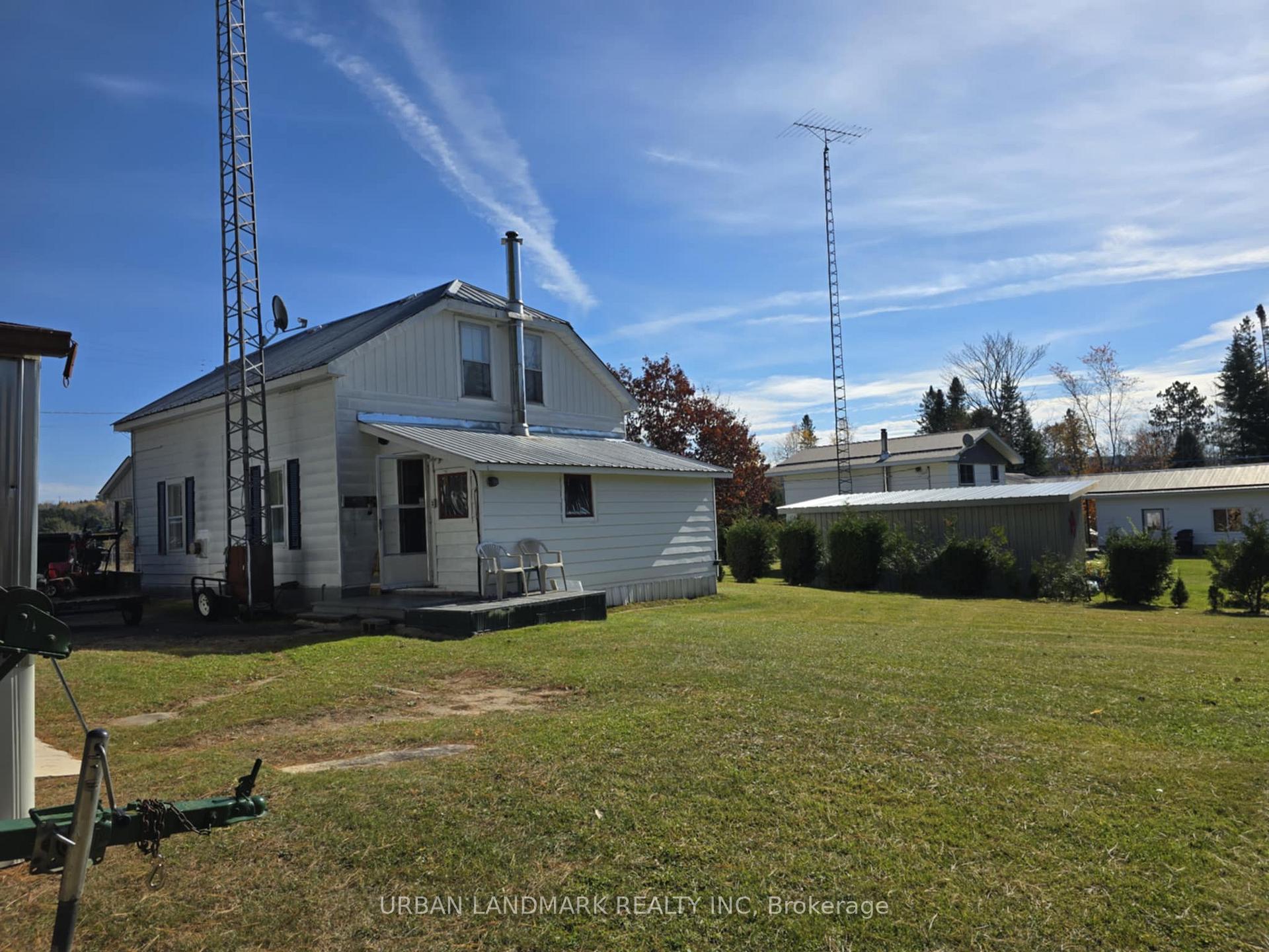 Photo 15 of 21 Galeairy Crescent, South Algonquin — HOMEH
