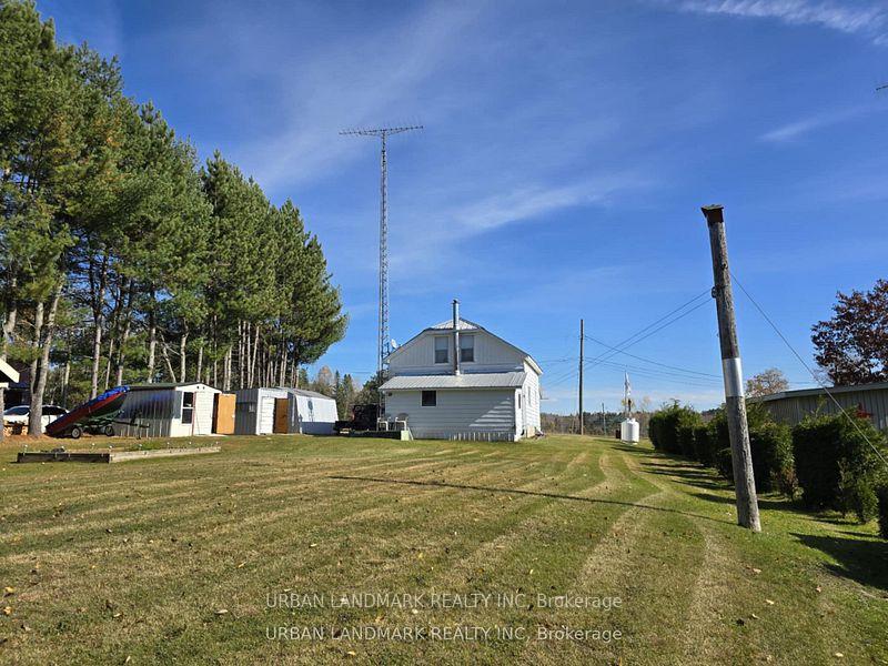 Photo 18 of 21 Galeairy Crescent, South Algonquin — HOMEH