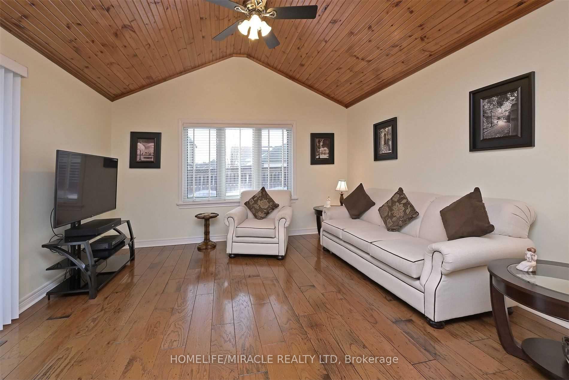 Photo 12 of 124 Silk Drive, Shelburne — HOMEH