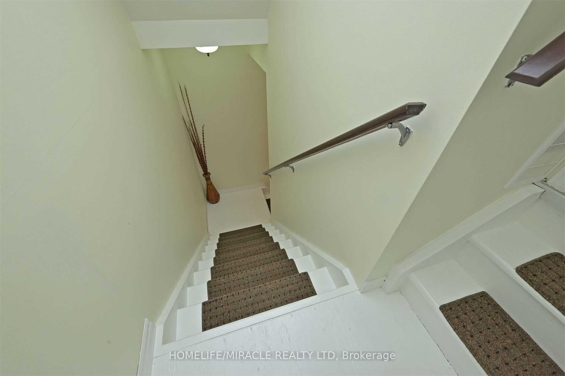 Photo 26 of 124 Silk Drive, Shelburne — HOMEH