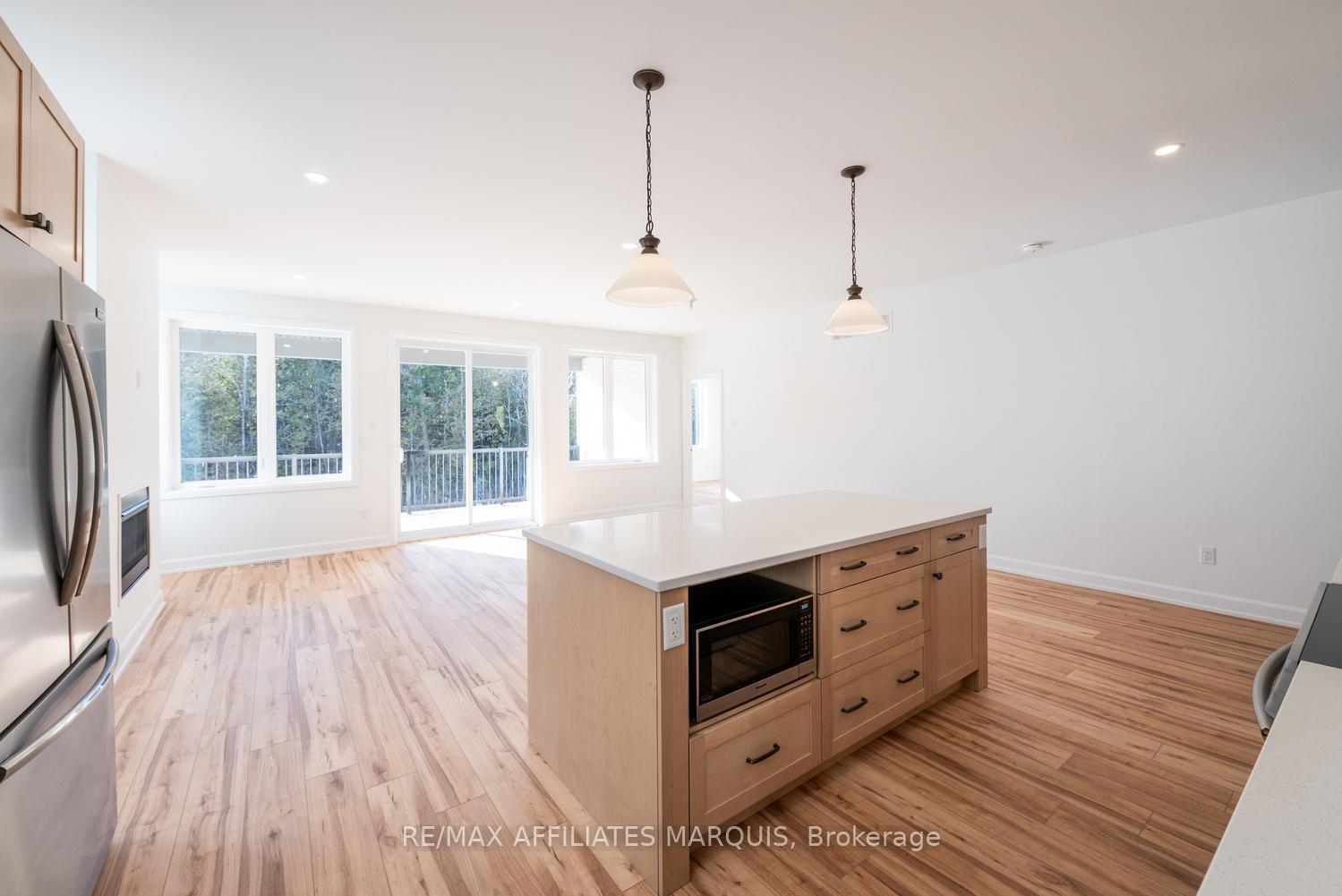 Photo 17 of 93 Rabb Street, Smiths Falls — HOMEH