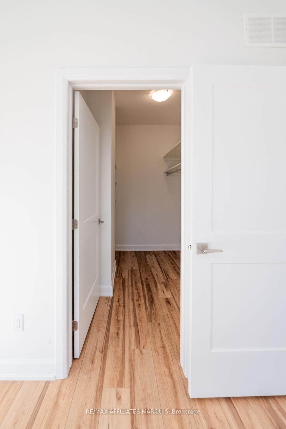 Photo 24 of 93 Rabb Street, Smiths Falls — HOMEH