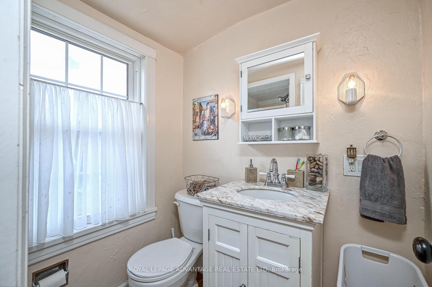 Photo 18 of 67 Jasper Avenue, Smiths Falls — HOMEH