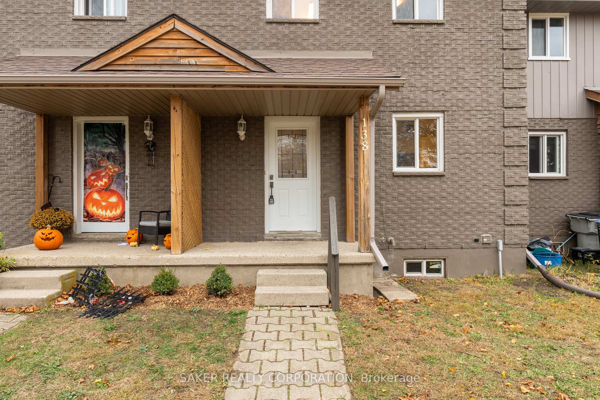 Photo 2 of 138 Simcoe Street, South Huron, Exeter — HOMEH