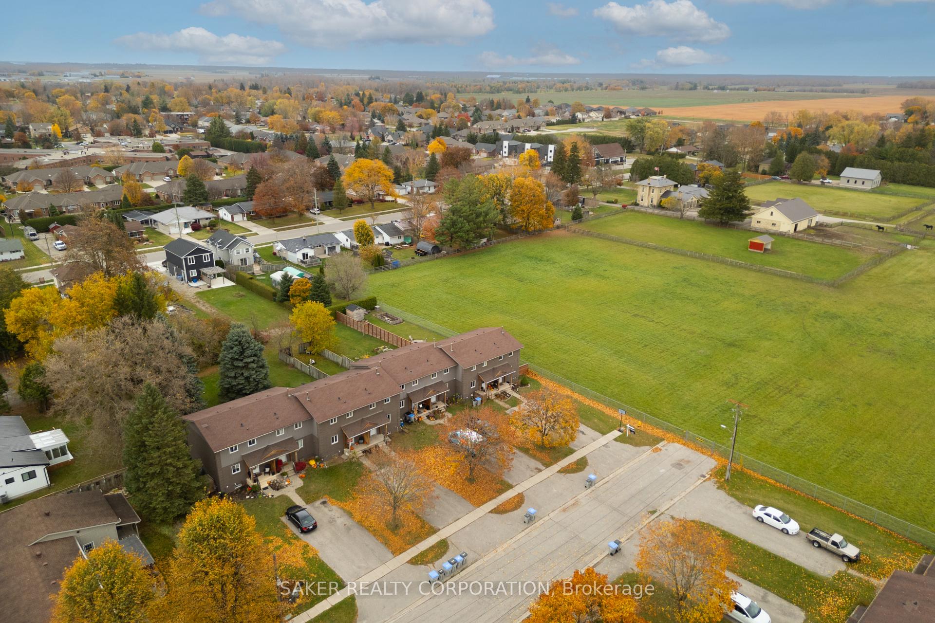 Photo 3 of 138 Simcoe Street, South Huron, Exeter — HOMEH