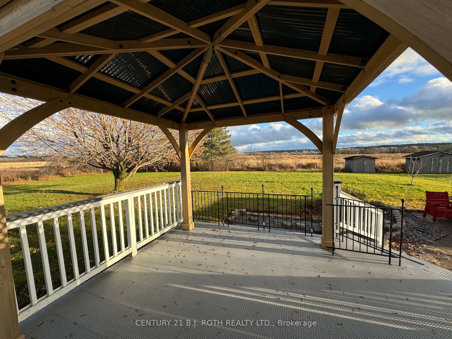 Photo 20 of 72 Leslie Avenue, Renfrew — HOMEH