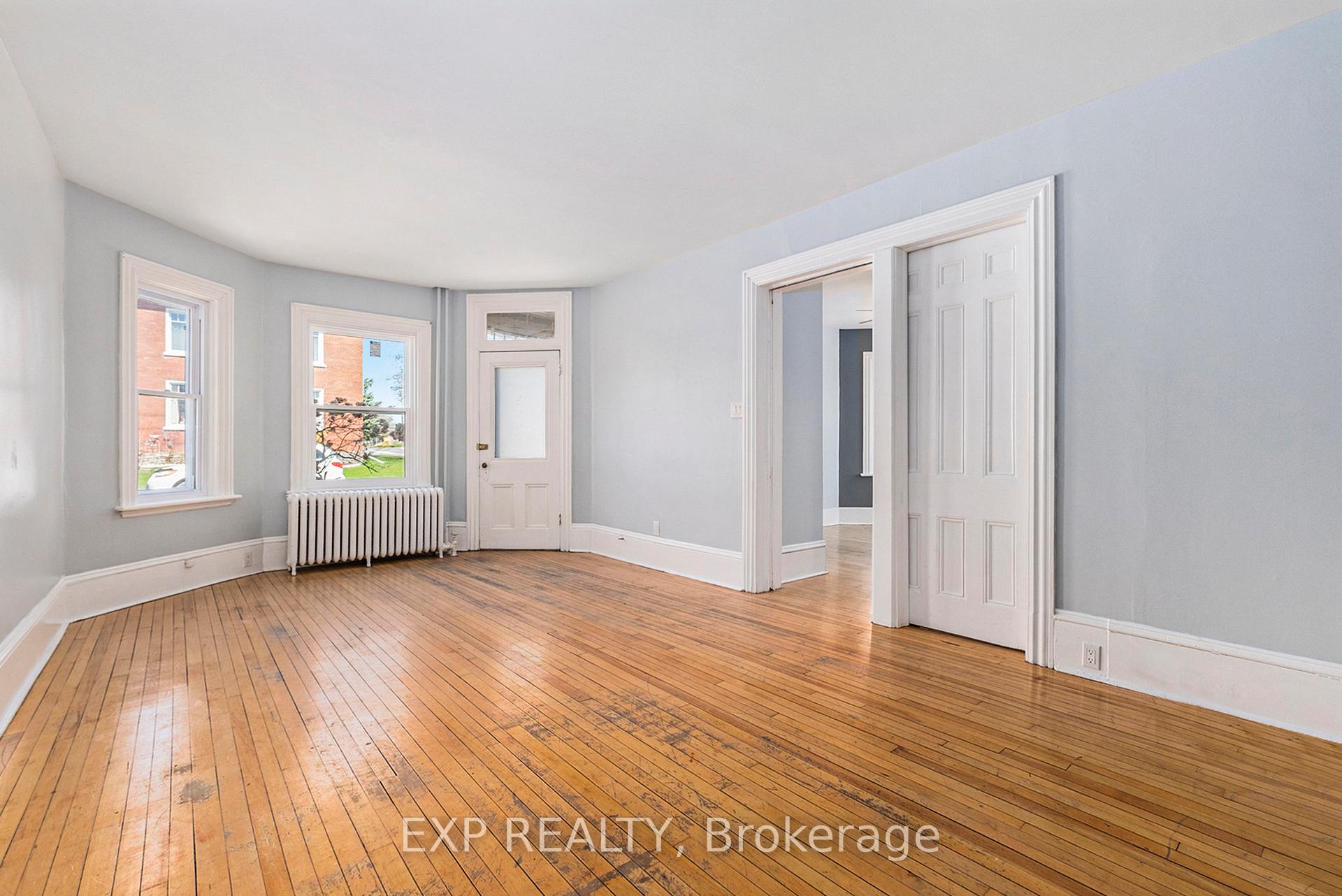 Photo 4 of Unit 1, 110 Chambers Street, Smiths Falls — HOMEH