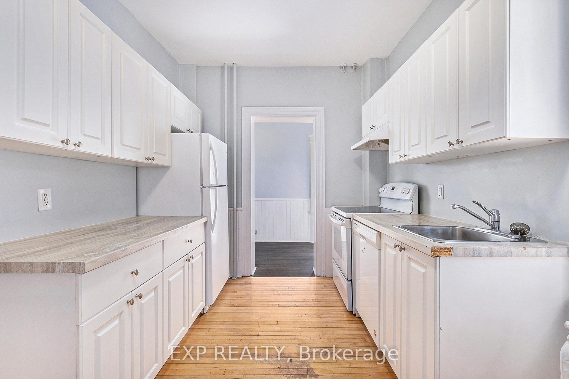 Photo 11 of Unit 1, 110 Chambers Street, Smiths Falls — HOMEH
