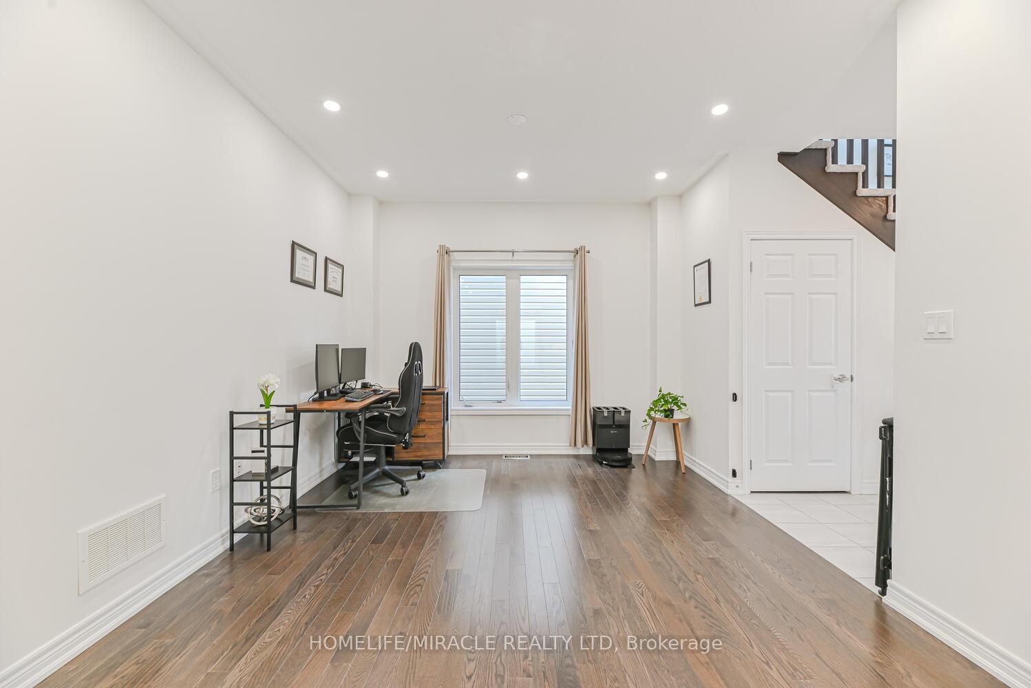 Photo 9 of 443 Henderson Way, Shelburne — HOMEH