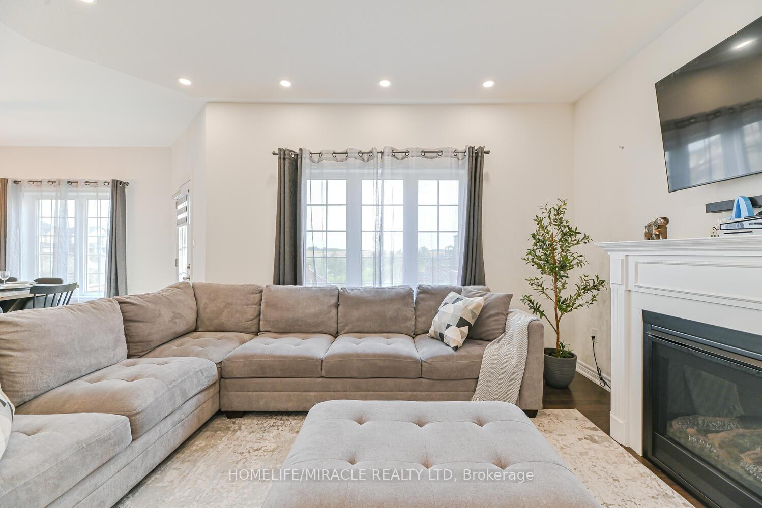 Photo 12 of 443 Henderson Way, Shelburne — HOMEH