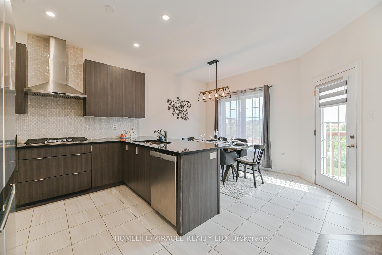Photo 14 of 443 Henderson Way, Shelburne — HOMEH
