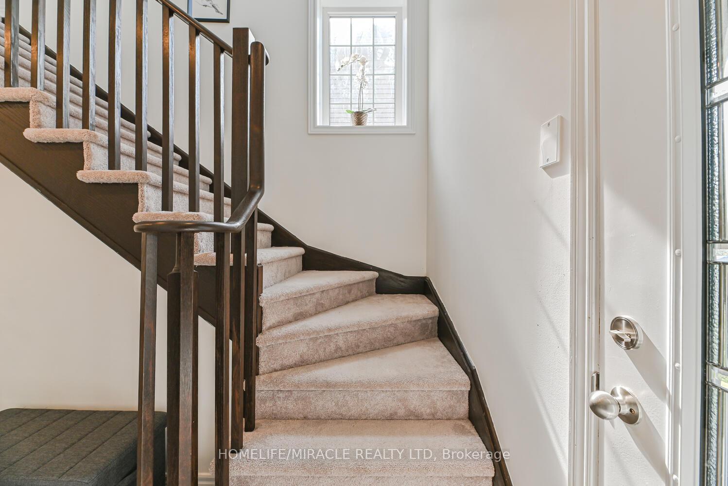 Photo 25 of 443 Henderson Way, Shelburne — HOMEH