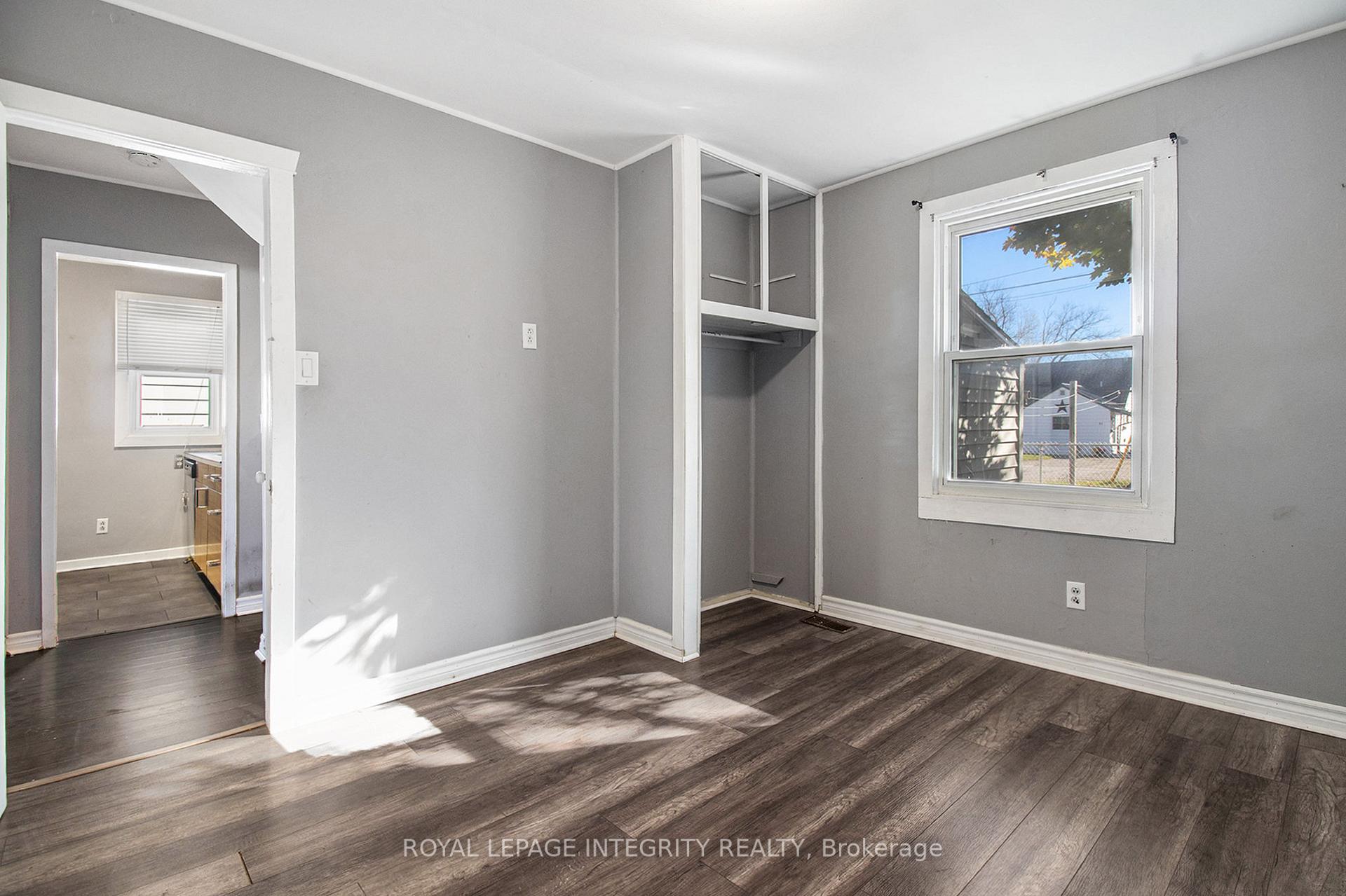 Photo 10 of 30 Churchill Crescent, Smiths Falls — HOMEH