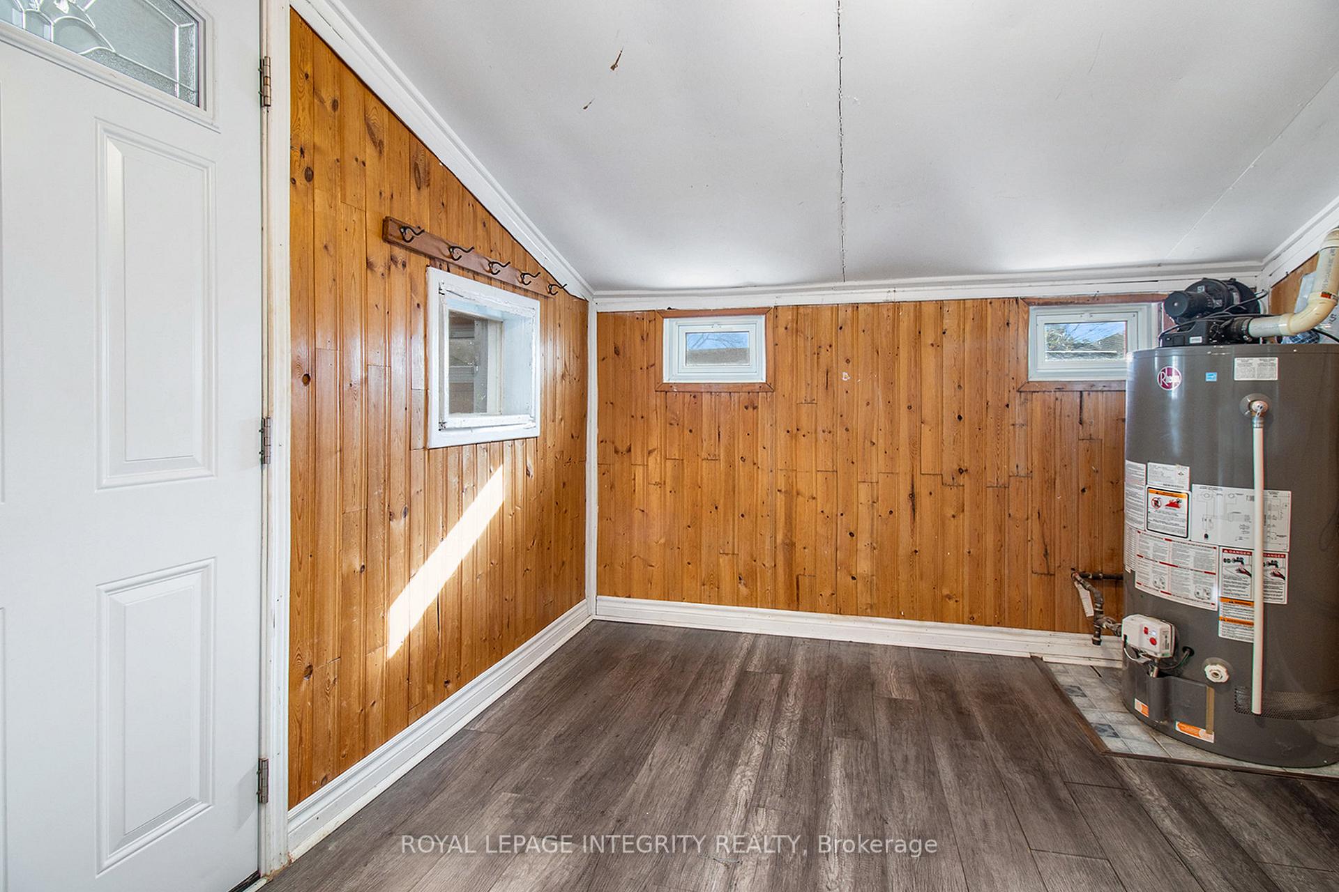 Photo 12 of 30 Churchill Crescent, Smiths Falls — HOMEH