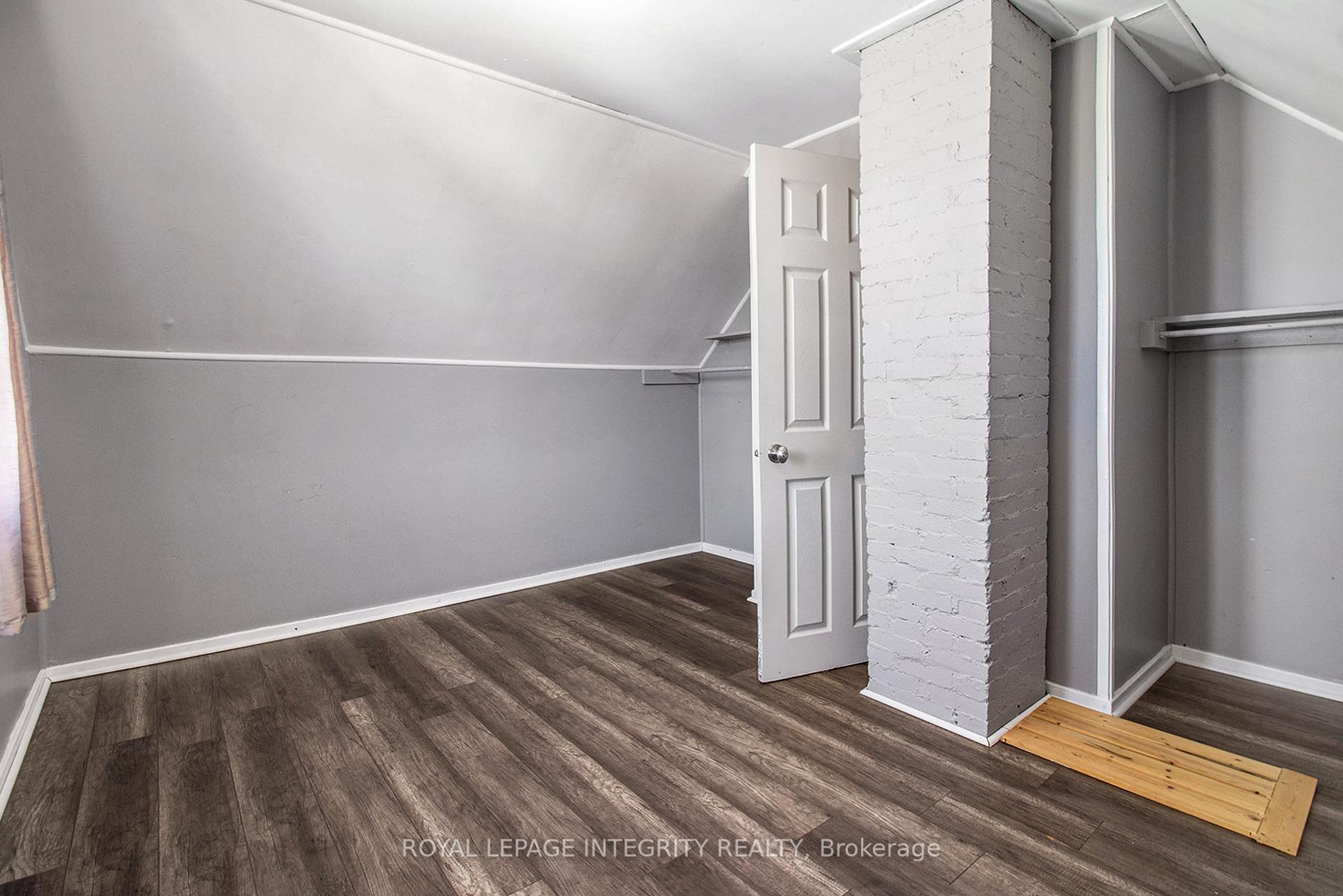 Photo 17 of 30 Churchill Crescent, Smiths Falls — HOMEH