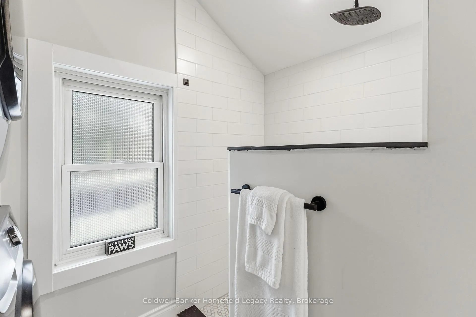 Photo 32 of 212 Andrew Street, South Huron, Exeter — HOMEH