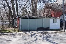 Photo 4 of 29 Robinson Avenue, Smiths Falls — HOMEH