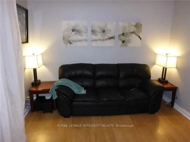 Photo 5 of 29 Robinson Avenue, Smiths Falls — HOMEH