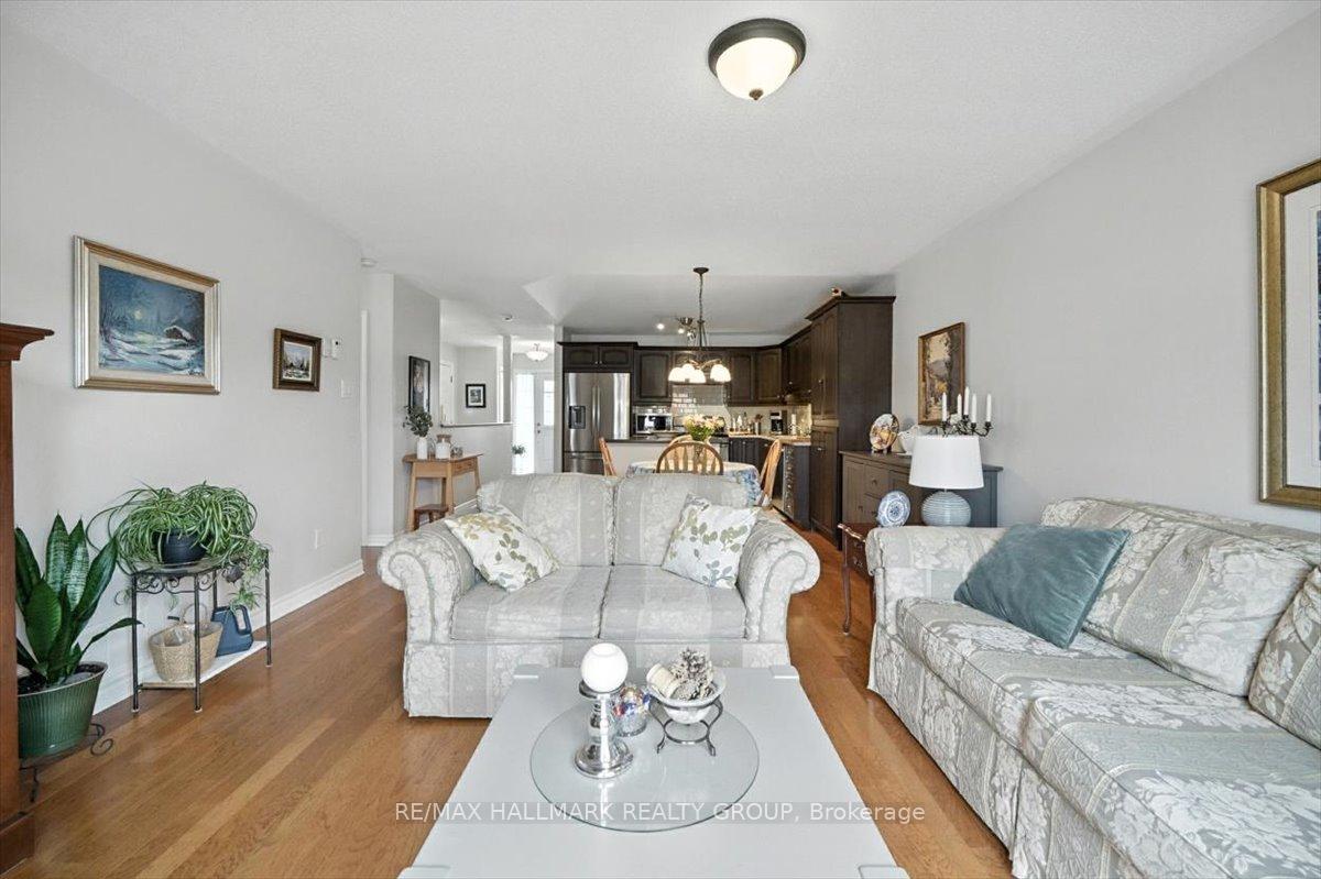 Photo 10 of 40 Lee Avenue, Smiths Falls — HOMEH