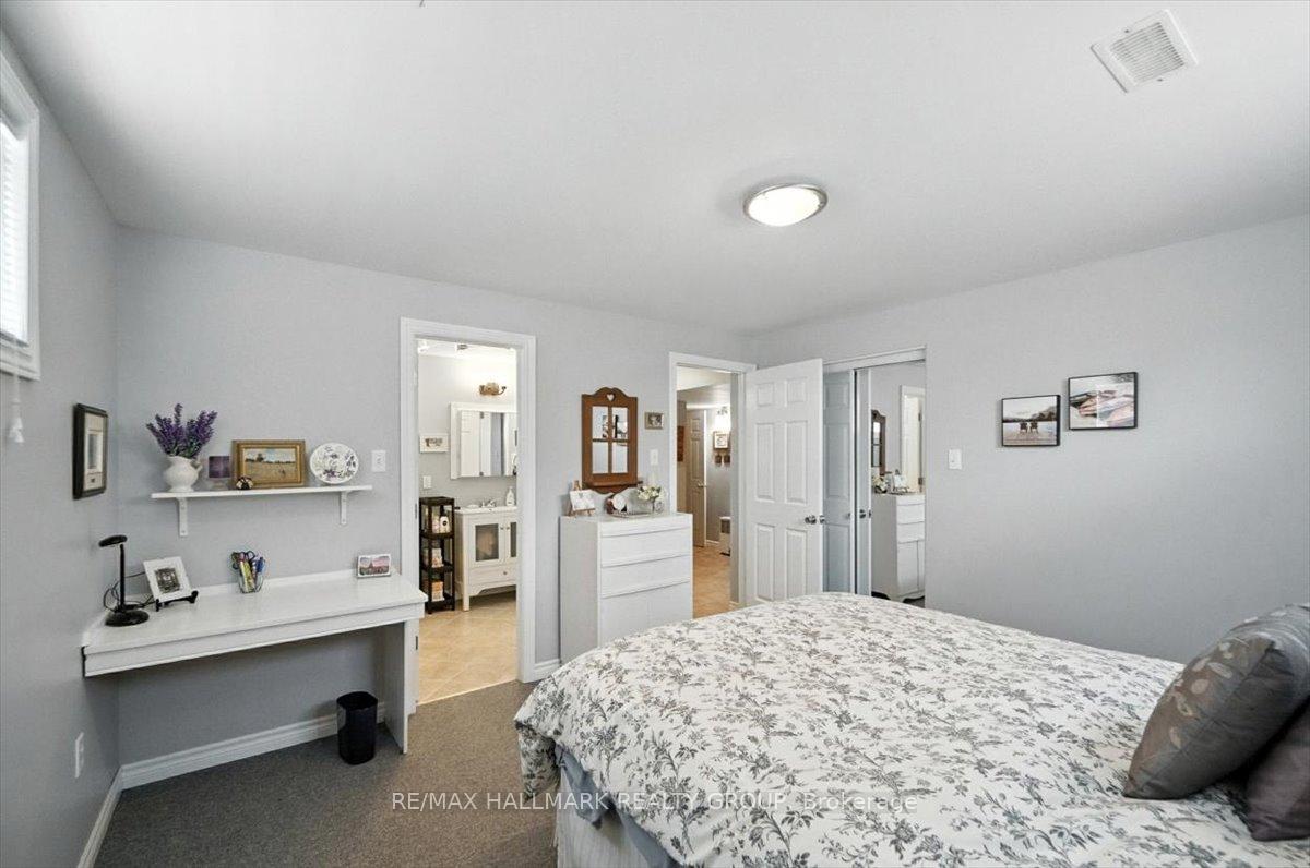 Photo 20 of 40 Lee Avenue, Smiths Falls — HOMEH